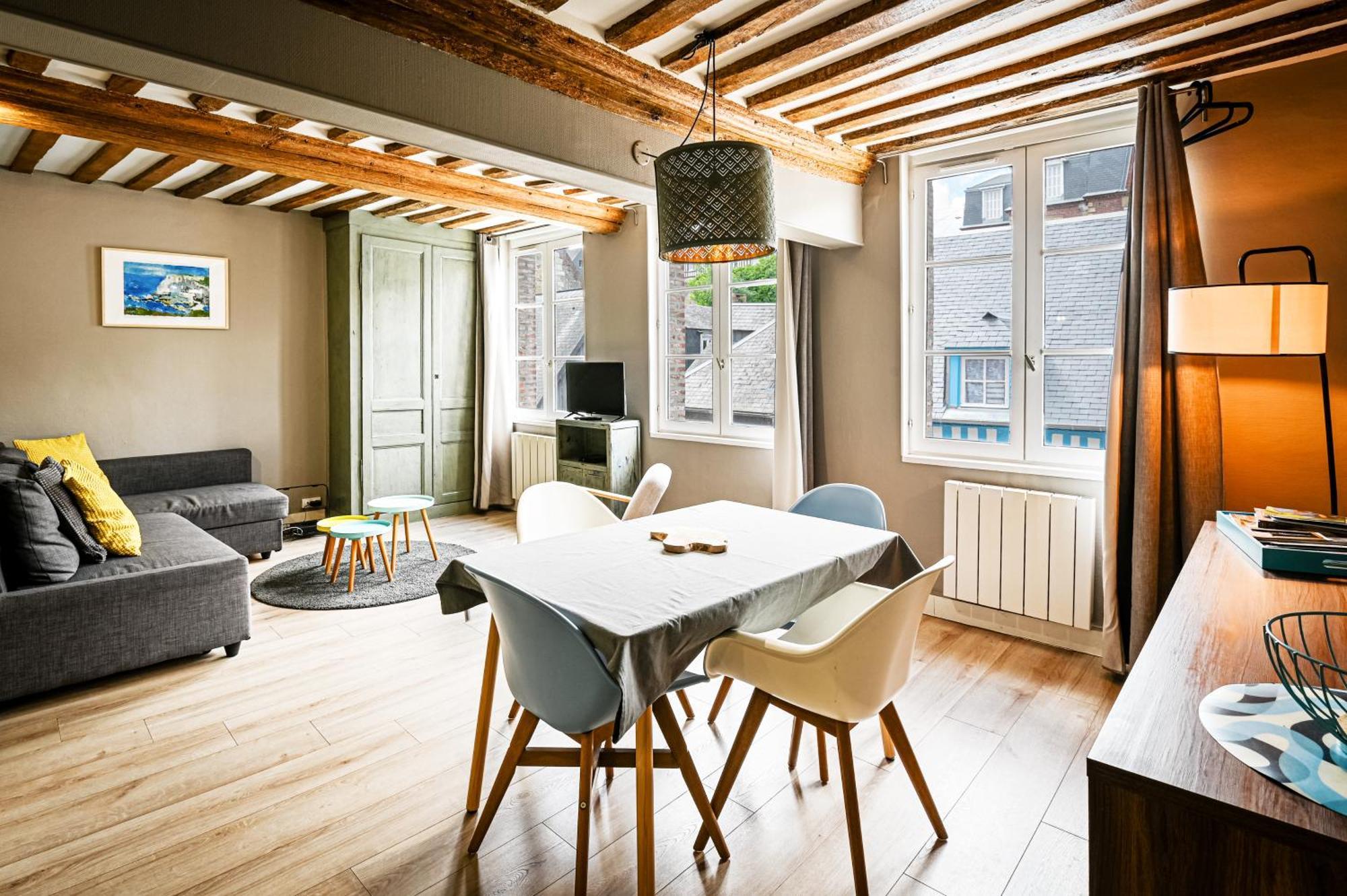 Cosy Loft - Plein Centre D'Honfleur Apartment Exterior photo